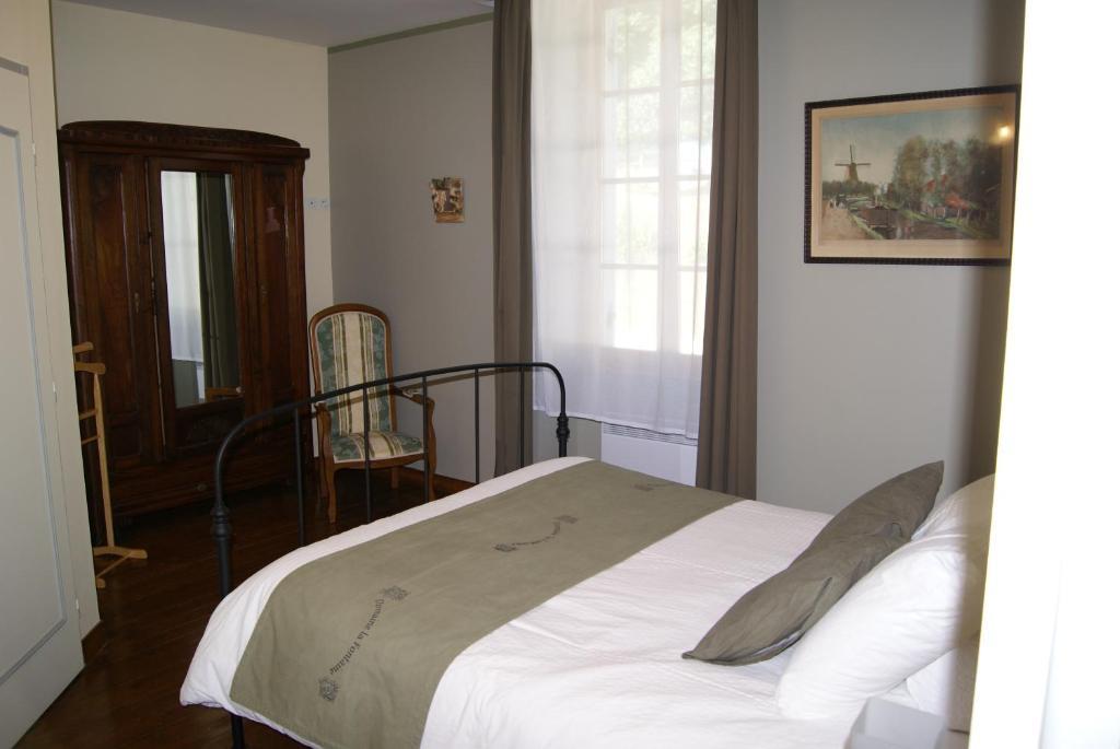 Domaine La Fontaine B&B Soubran Room photo