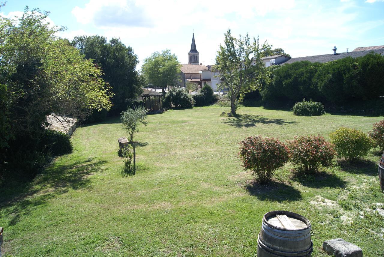 Domaine La Fontaine B&B Soubran Exterior photo